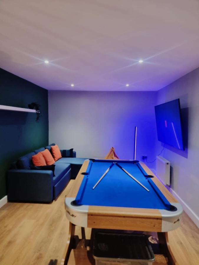 House Of Kaima - 6 Bed Detached Villa Dewsbury Exterior foto